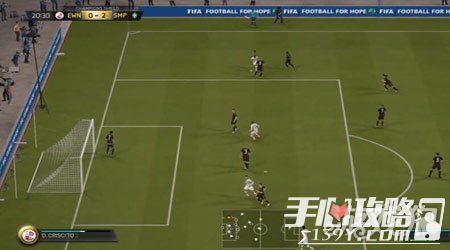 FIFA2016门柱接应的最佳姿势解析2